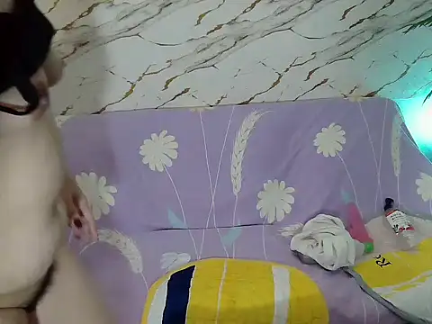 SweetAsianAss' Live XXX Chat