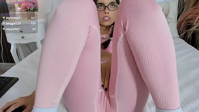 hannahill69 Live XXX-Chat