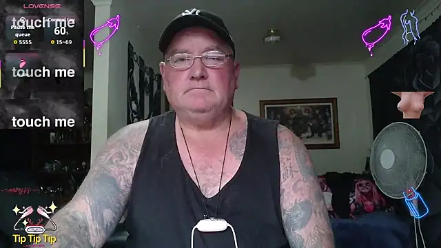 KINKYBLUEYES69 网络视讯表演