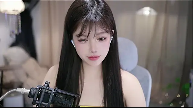 Cecily Live XXX Chat