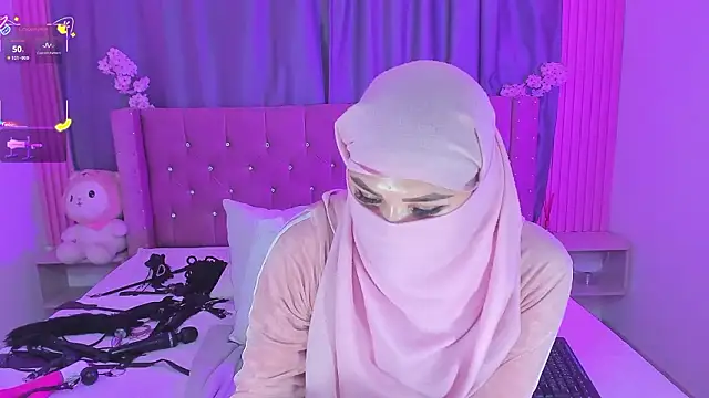 Nayla-Mouna's Live XXX Chat