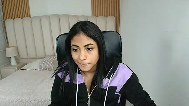 Chat XXX en directo de shaneelle