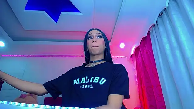 NahomiCamper Webcam Show