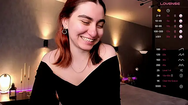 hannacheekss_ Adlı Modelin Canlı XXX Sohbeti