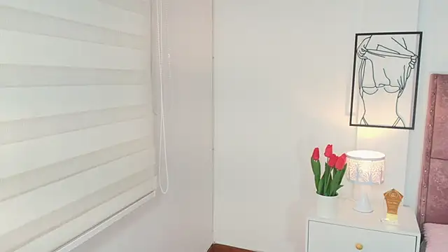 Czat XXX na żywo – NicolMiller4