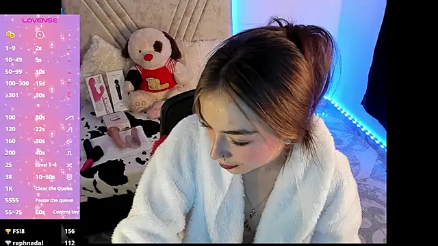 Mia_Victoria22 Adlı Modelin Canlı XXX Sohbeti