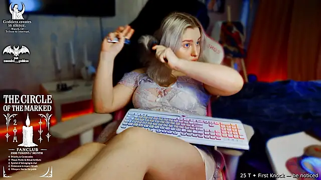 دردشة Wounded_Goddess_ الجنسية المباشرة