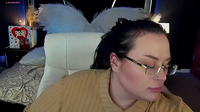 SerahMirabeli Adlı Modelin Canlı XXX Sohbeti