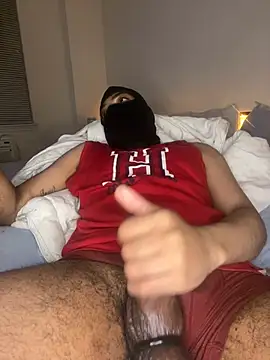 Antonio2nyc: διαδικτυακό σόου στην κάμερα