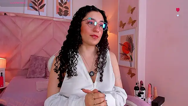 แชท XXX สดของ DemiJones_