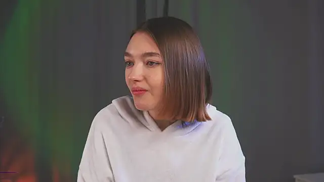 Leyla_crsh Adlı Modelin Canlı XXX Sohbeti