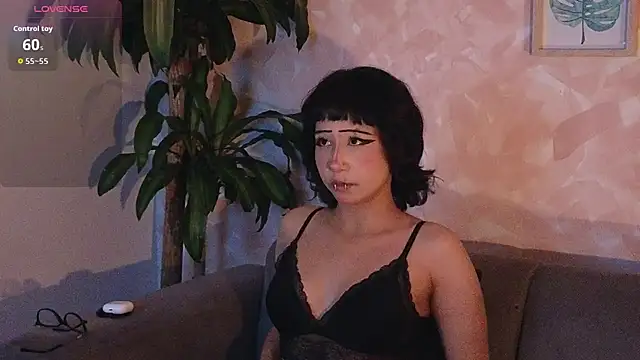 Bel_Vamp Adlı Modelin Canlı XXX Sohbeti