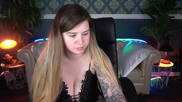 Онлайн чат XXX AmellyMilly