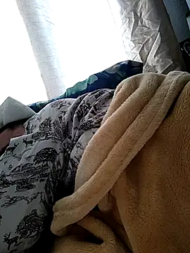 ClonicKaaba Adlı Modelin Canlı XXX Sohbeti