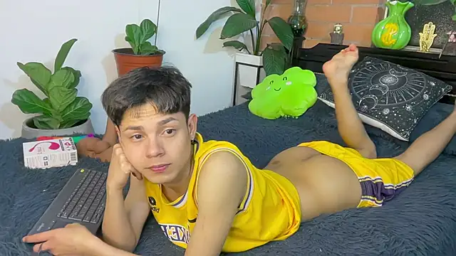 Andy_Belier23 Show Webcam