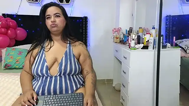 دردشة charlotte_077 الجنسية المباشرة