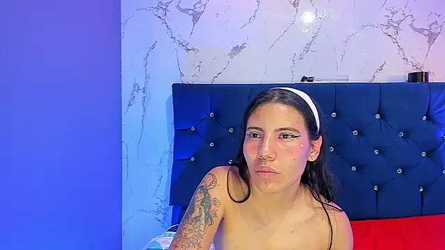 Dakotaa_Johnson Adlı Modelin Canlı XXX Sohbeti