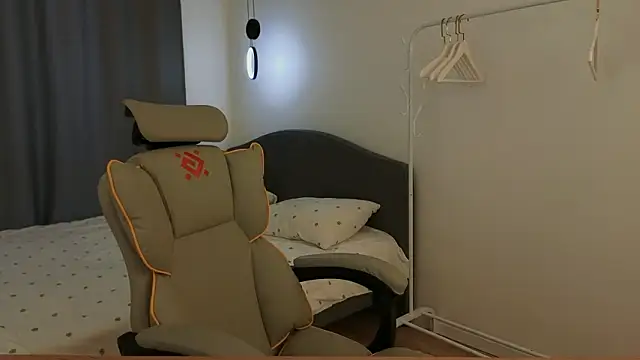 yourrdanceteacher's Live XXX Chat