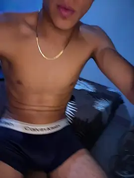 Boyxcock7 网络视讯表演