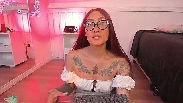 Chat XXX ao vivo de maya1_