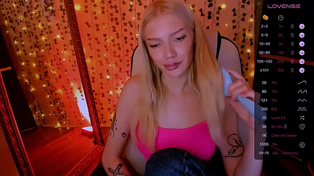 AnyaTaylor_ Live XXX-chat