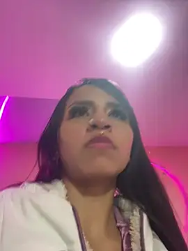 Lauraaa_pink18 – Naživo XXX chat