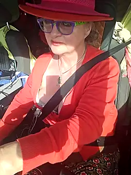 Hot-Muci's Live XXX Chat