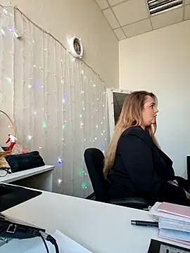 Juicy_PeachLux Live XXX-Chat