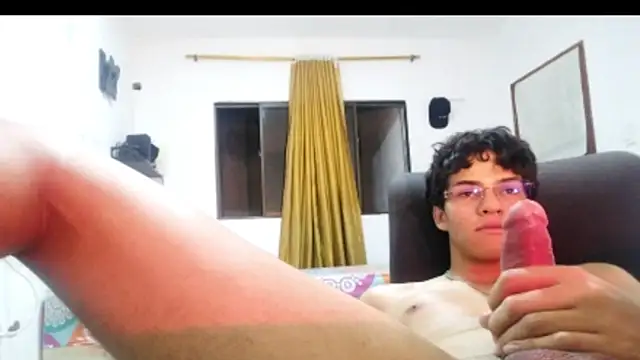 Psynonn Show in webcam