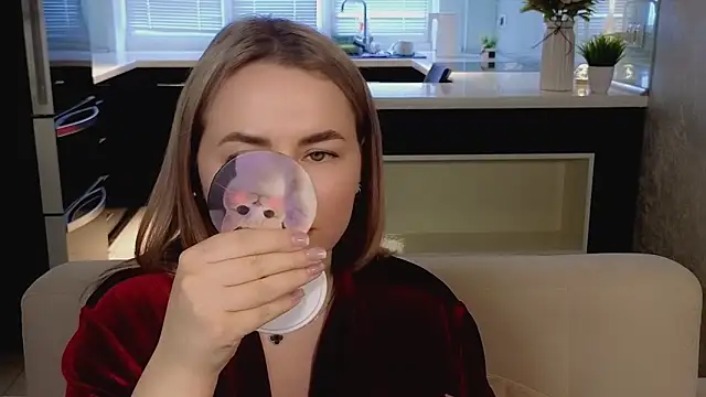 Czat XXX na żywo – Mira_Mermayd