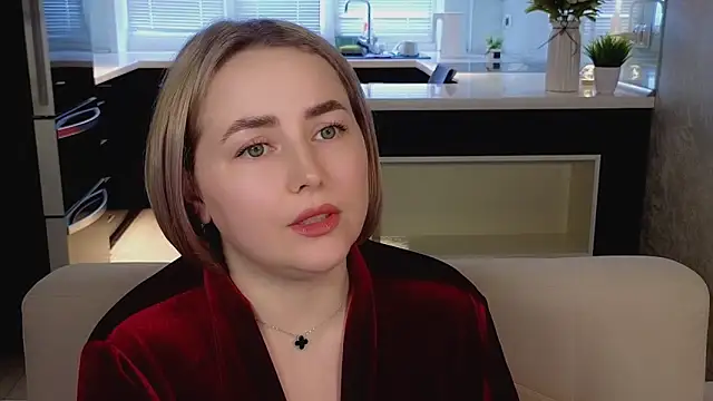 Mira_Mermayd's Live XXX Chat