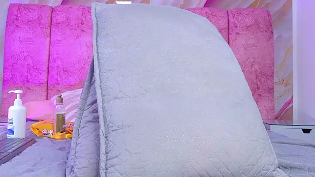 emmacurvy Chat XXX live