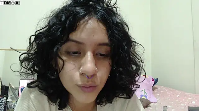 AlinaWoolf_ Chat XXX live