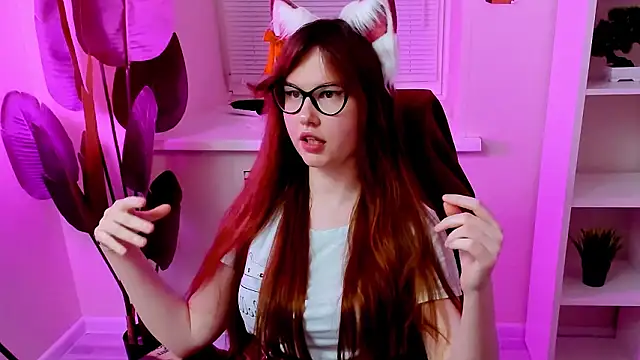 CarolGiggly's Live XXX Chat