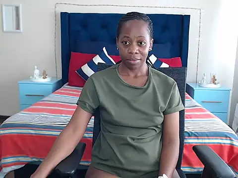 QUEENMANDYY's Live XXX Chat