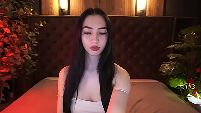 WildKittenX_のライブXXXチャット