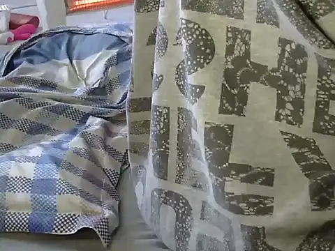 Chatroom XXX en direct de Playroom_queen