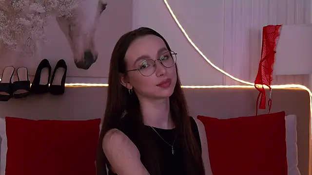 Emily_Simon লাইভ XXX চ্যাট