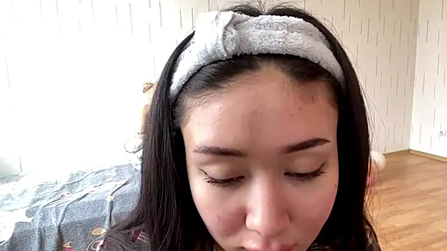 Онлайн чат XXX YourMiIa