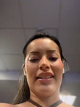 Risky_Workouts' Live XXX Chat