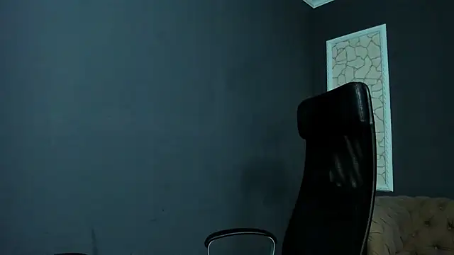 XXX chat uživo modela BrianHunts