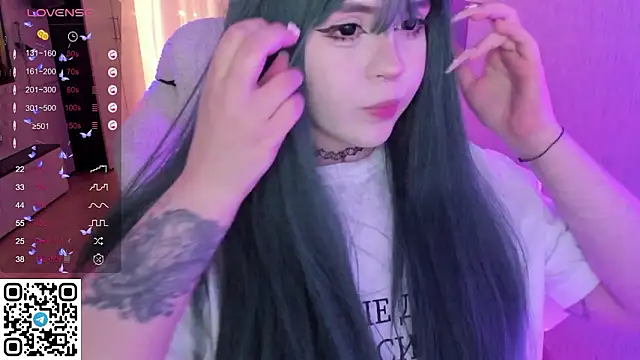 SelenaCute Adlı Modelin Canlı XXX Sohbeti