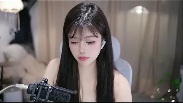 Онлайн чат XXX Cecily