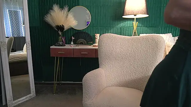 HaileyMoonn – Naživo XXX chat