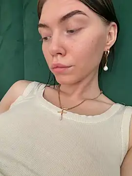 Lisaaa_Alisa élő XXX-chatje