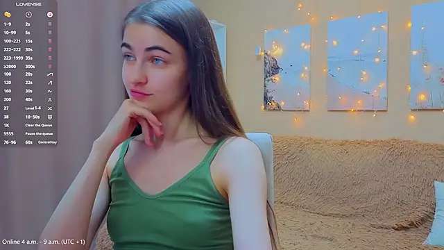 AstoriyaNight's Live XXX Chat
