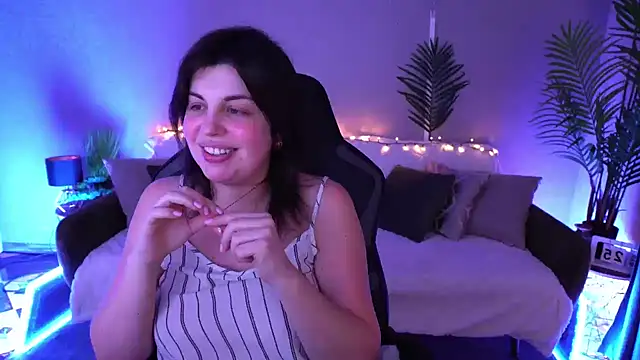 MirandaWong's Live XXX Chat