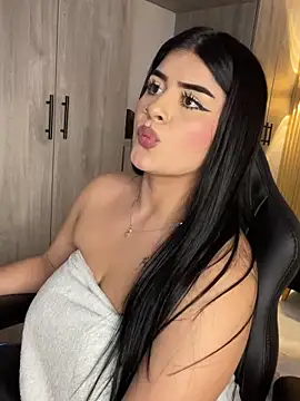 Kariina__69 Chat XXX in diretta