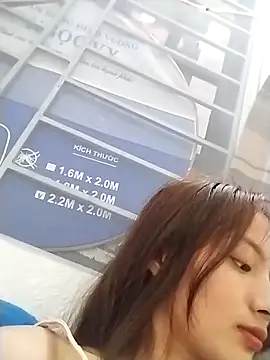 tdtd98 Chat XXX in diretta