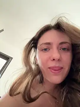 MariiD Adlı Modelin Canlı XXX Sohbeti